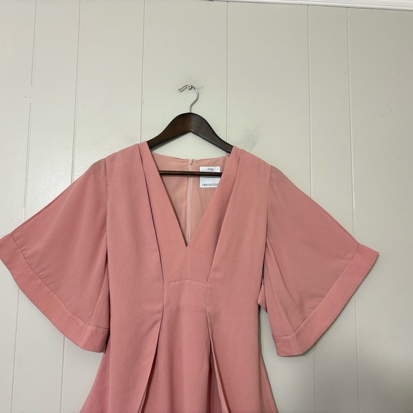 C/MEO Collective Blush Pink V-Neck Mini Dress Size S - Picture 4 of 7